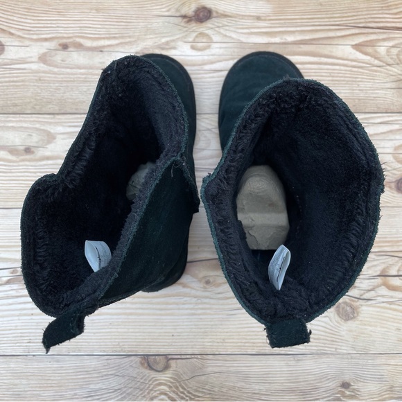 American Eagle Outfitters Black Lined Winter Boots - Picture 6 of 16